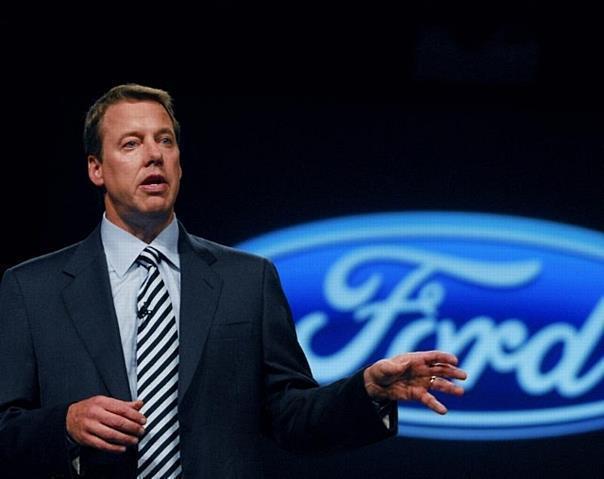 2006ƒBill Ford, Ford Motor Company Chairman and CEO addresses employees at a Town Hall Meeting at Ford World Headquarters regarding second quarter financial results and the Way Forward Plan. 